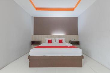 هتل Reddoorz Near Plaza Balikpapan