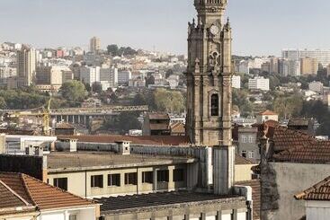 هتل Wine & Books Porto
