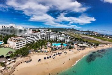 Royal Islander Club Resort La Plage - Simpson Bay