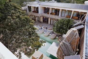 Cervecería Tulum Boutique Hotel & Beer Spa   All Inclusive