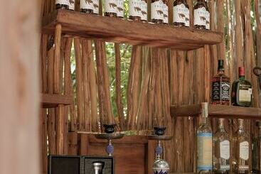 Cervecería Tulum Boutique Hotel & Beer Spa   All Inclusive