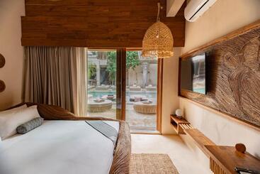 Cervecería Tulum Boutique Hotel & Beer Spa   All Inclusive