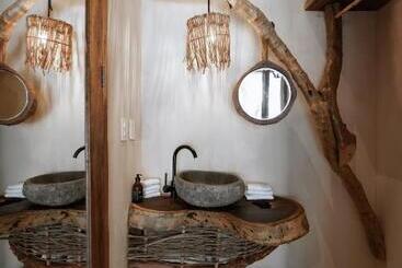Cervecería Tulum Boutique Hotel & Beer Spa   All Inclusive