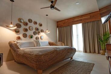 Cervecería Tulum Boutique Hotel & Beer Spa   All Inclusive