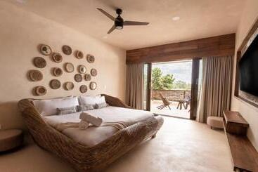 Cervecería Tulum Boutique Hotel & Beer Spa   All Inclusive