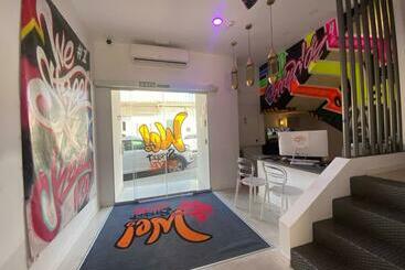 We Street Hostel El Arenal Albergue Juvenil