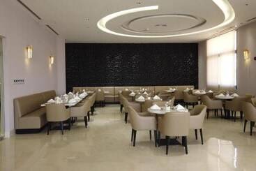 هتل H Luxury