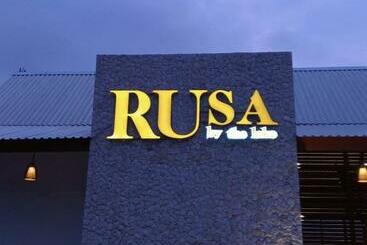 Rusa By The Lake - Bedugul