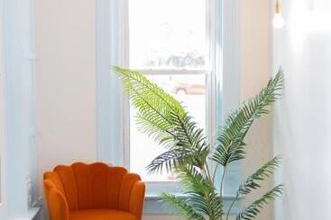 هتل Suite 2 Historic Art City Inn
