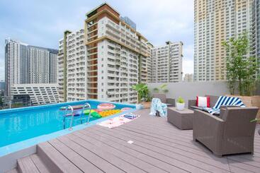 هتل The Grid Co Living Managed By Hii