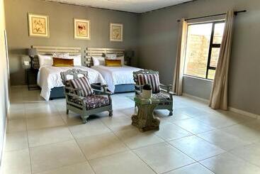 Пансион Protea Guesthouse