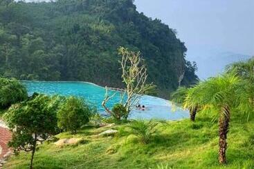 هتل Bakhan Viewest Glamping