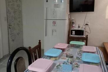 پانسیون Hostel Comunidad Ushuaia
