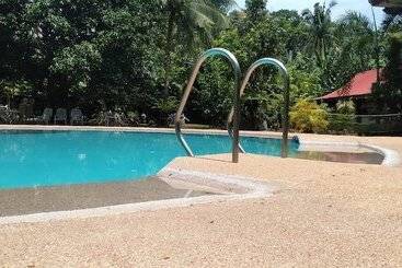 호스텔 Camiguin Lanzones Resort