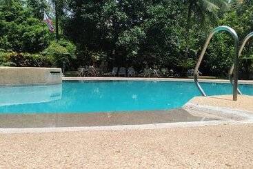 호스텔 Camiguin Lanzones Resort