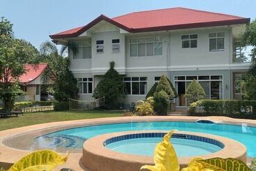 호스텔 Camiguin Lanzones Resort
