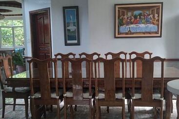 호스텔 Camiguin Lanzones Resort