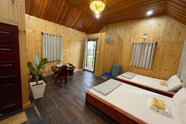 تختخواب و صبحانه Bungalow   Homestay Làng Bè