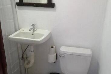 هتل Chale S House
