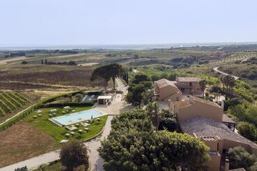 Hotel Masseria Del Carboj