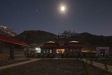Lo Mustang Himalayan Resort