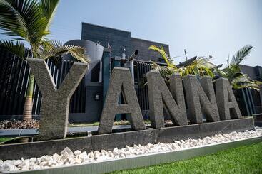 Yanna Apartment By Khaliques