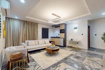 Yanna Apartment By Khaliques