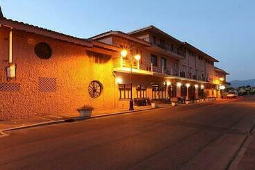 호스텔 Locanda Rosella