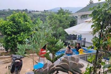 تختخواب و صبحانه Dong Thanh Ecolodge Homestay