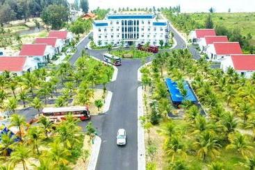 Hodota Cam Binh Resort & Spa Lagi Beach