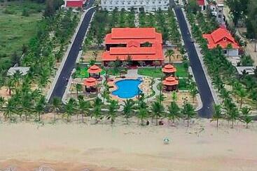 Hodota Cam Binh Resort & Spa Lagi Beach