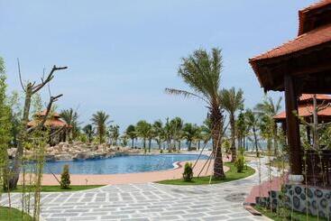 Hodota Cam Binh Resort & Spa Lagi Beach