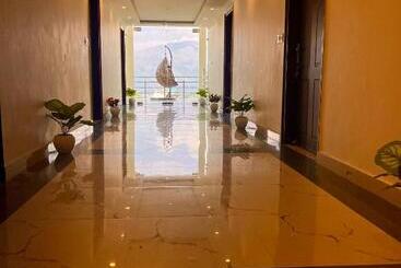 酒店 Sitara Resort, Scenic Mountain View Rooms With Balcony & Terrace