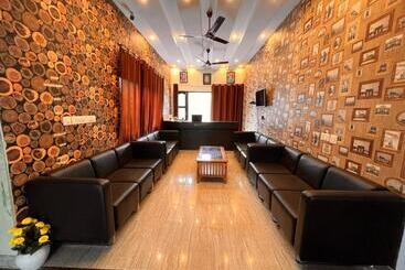 酒店 Sitara Resort, Scenic Mountain View Rooms With Balcony & Terrace