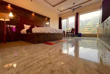 酒店 Sitara Resort, Scenic Mountain View Rooms With Balcony & Terrace