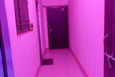 Отель Spot On Laxmi Guest House