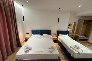 فندق Suites Kozi