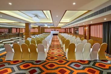 酒店 Zone By The Park Pathankot
