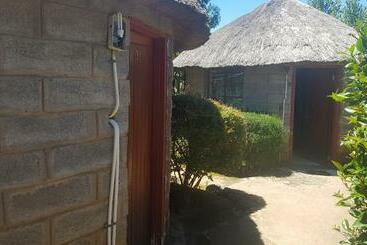 پانسیون Chocks Guest House
