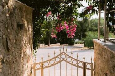 پانسیون Villa Lalaland