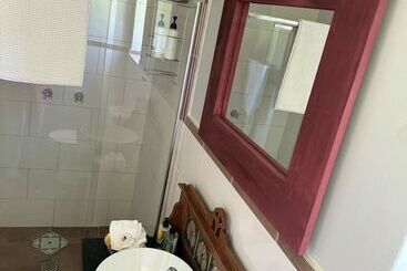پانسیون Whistlewood Guesthouse Walmer, Port Eizabeth