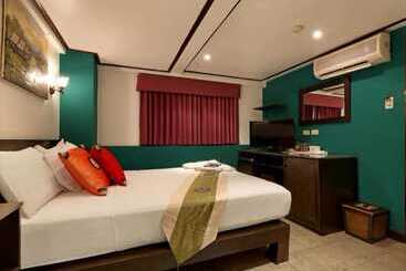 هتل Angus O Tool S Guesthouse