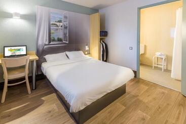 B&b Hotel Villeneuve Loubet Plage