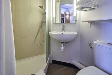 B&b Hotel Villeneuve Loubet Plage