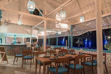 هتل Blu' Beach Bungalows
