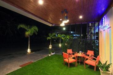 هتل Cool Residence