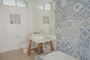 هتل Costa Village Pool Villa