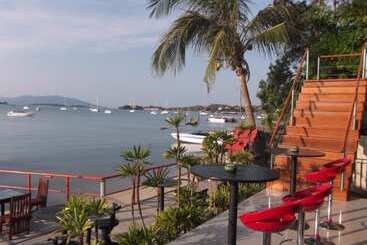 هتل Marina Residence