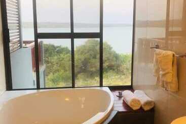 هتل Naara Ecolodge & Spa