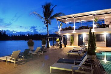 هتل Phuket Boat Quay